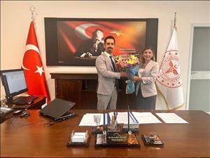 Dekanımız Prof. Dr. Nurşah Başol’dan Başhekim Dr. Öğr. Üyesi Seçkin Özcan’a Hayırlı Olsun Ziyareti