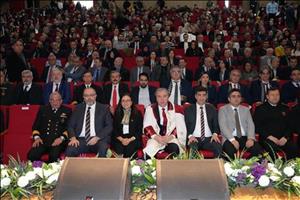 Üniversitemizde 2025-2026 Akademik Yılı Açılış ve Cübbe Giyme Töreni Gerçekleştirildi