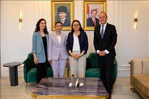 Dekanımız Prof. Dr. Nurşah BAŞOL, Valimiz Dr. Hülya KAYA'YI Ziyaret Etti